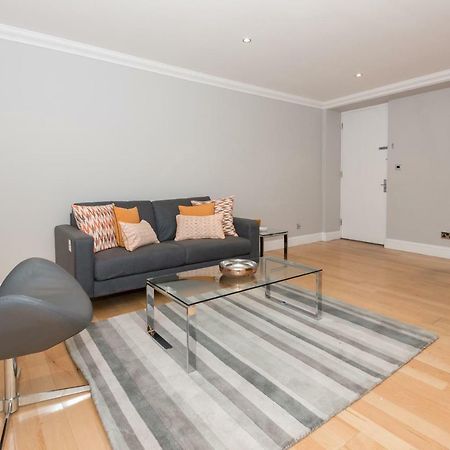 One Bedroom Hyde Park Apartment Лондон Екстериор снимка