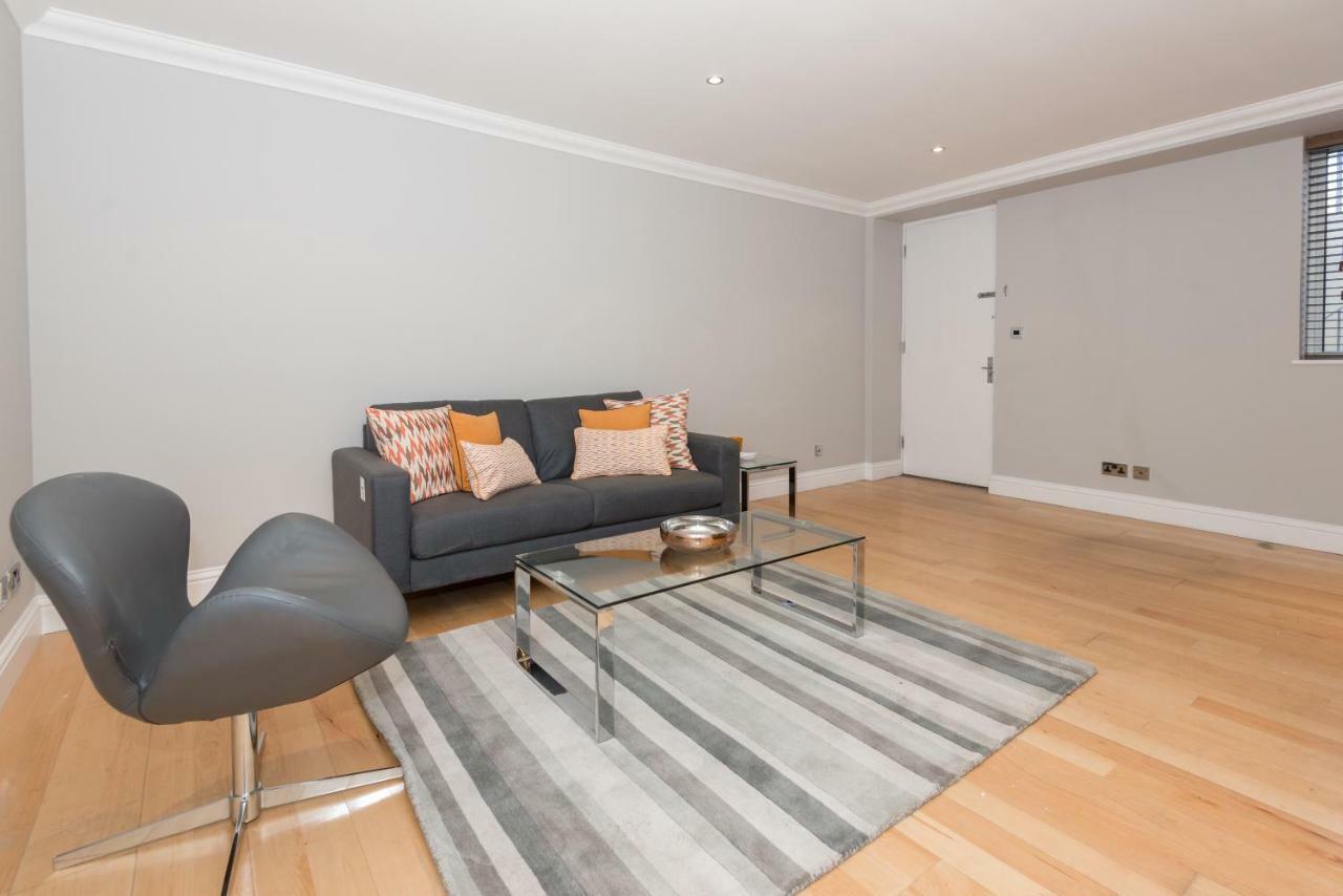 One Bedroom Hyde Park Apartment Лондон Екстериор снимка